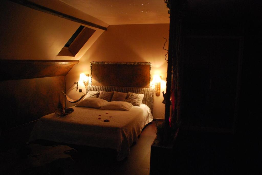 Chambres D Hotes ,Hotel ,Secret D'Une Nuit A Vicq Pres De Onnaing,Avec Piscine Oda fotoğraf